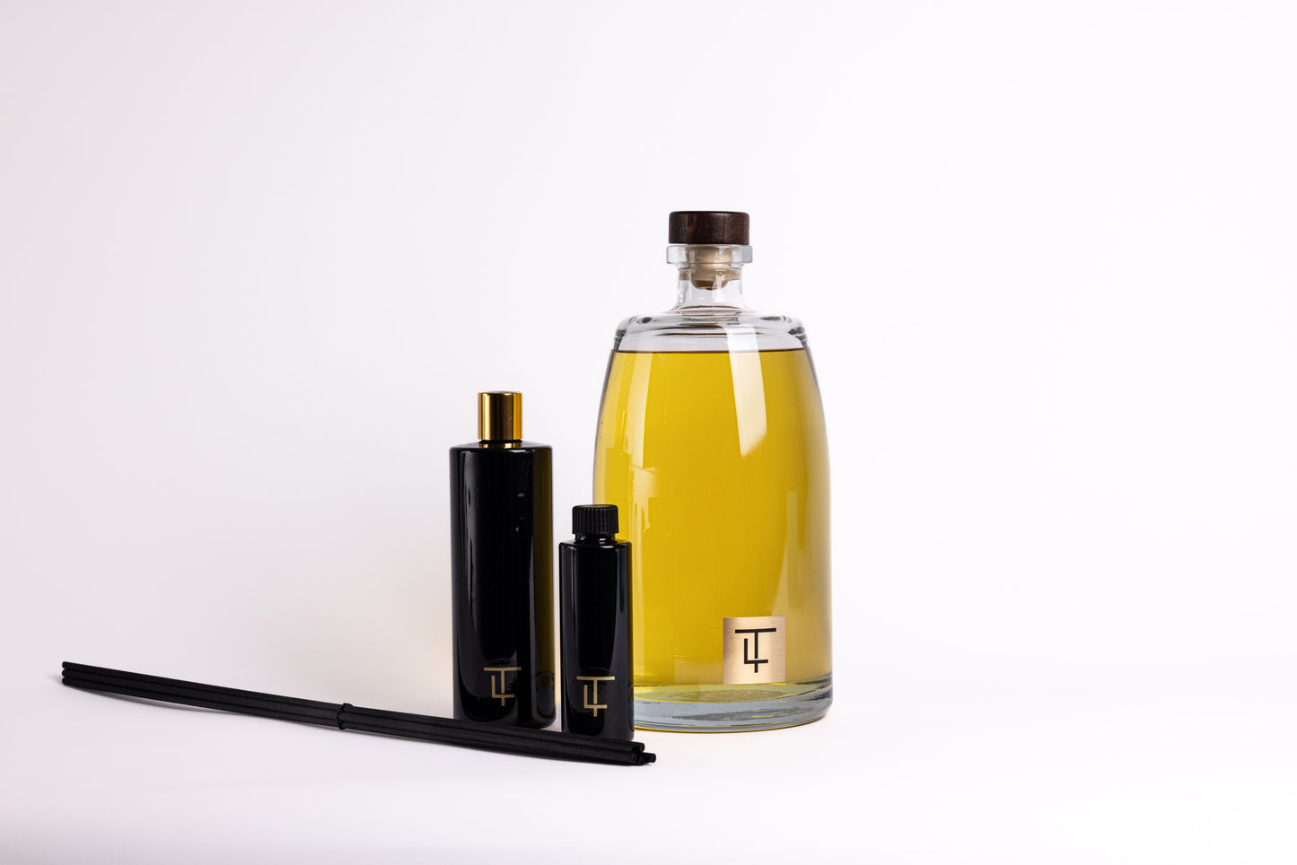 3 Litre Deluxe Diffuser - Luca - Leather & Black Amber