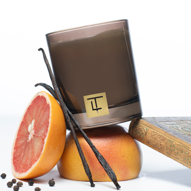 Luca - Leather and Black Amber Candle